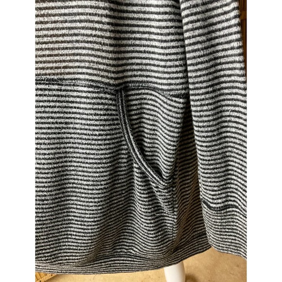 Abercrombie and Fitch Sweater Womens Small Cardigan Open Front Shrug - Picture 4 of 13